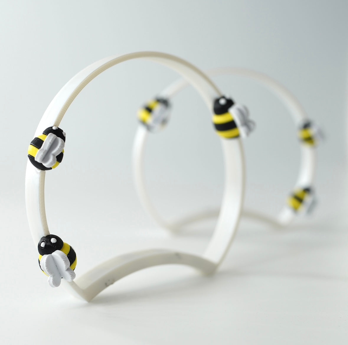 *** NEW *** Busy Bees Open Loops